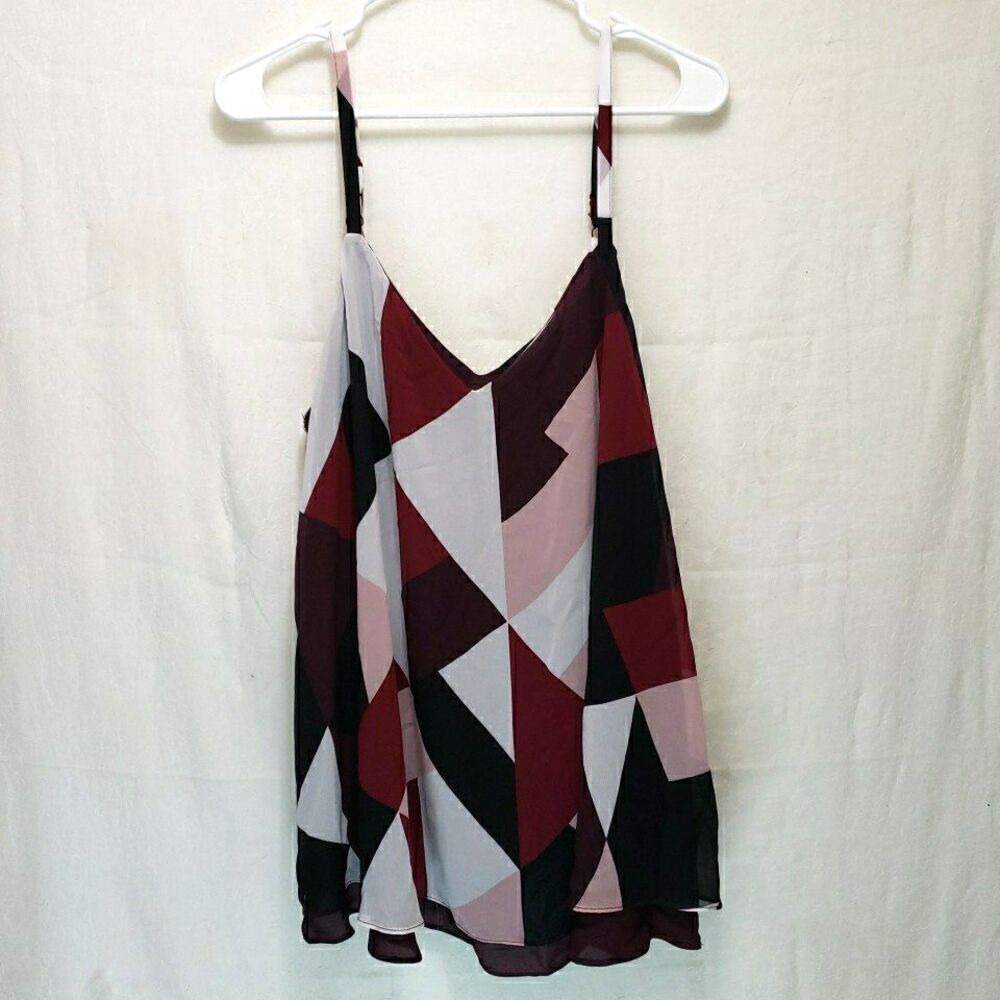 Torrid Geometric Cami Tank Top Size 1 X Burgundy Black Pink Chiffon Layered